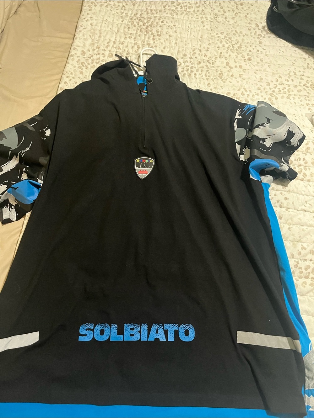 Men’s Black Short-Sleeve Lightweight Hoodie Jacket with Blue Accents